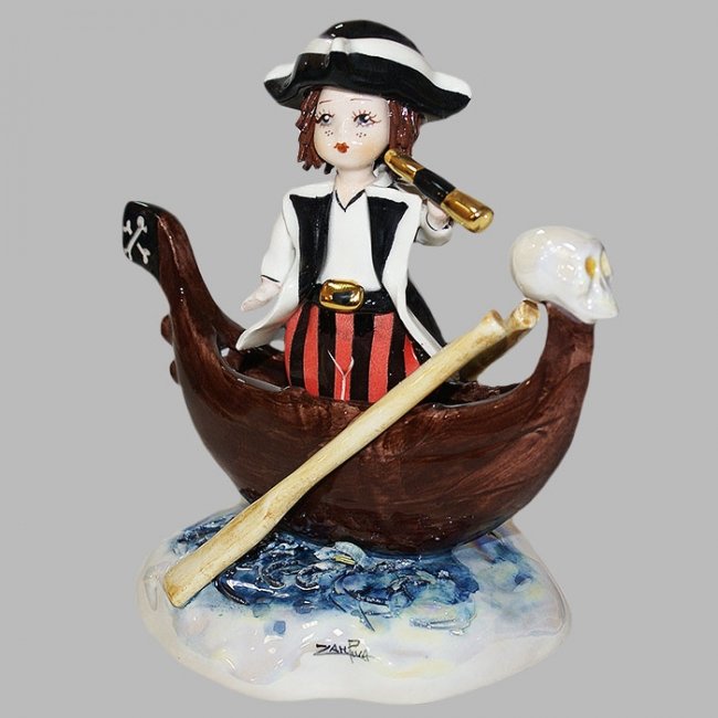 Фарфоровая статуэтка "Пират в лодке" - 10588