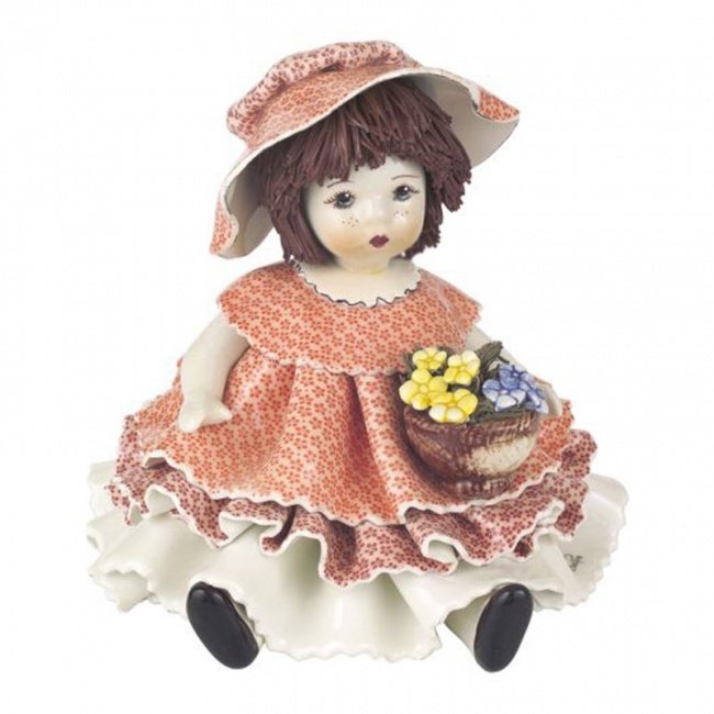 Статуэтка из фарфора Италия "Кукла в розовом с цветами" - 6308